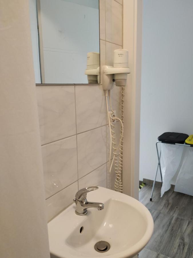 슈코이디츠 Mehrfamilien Haus 아파트 외부 사진